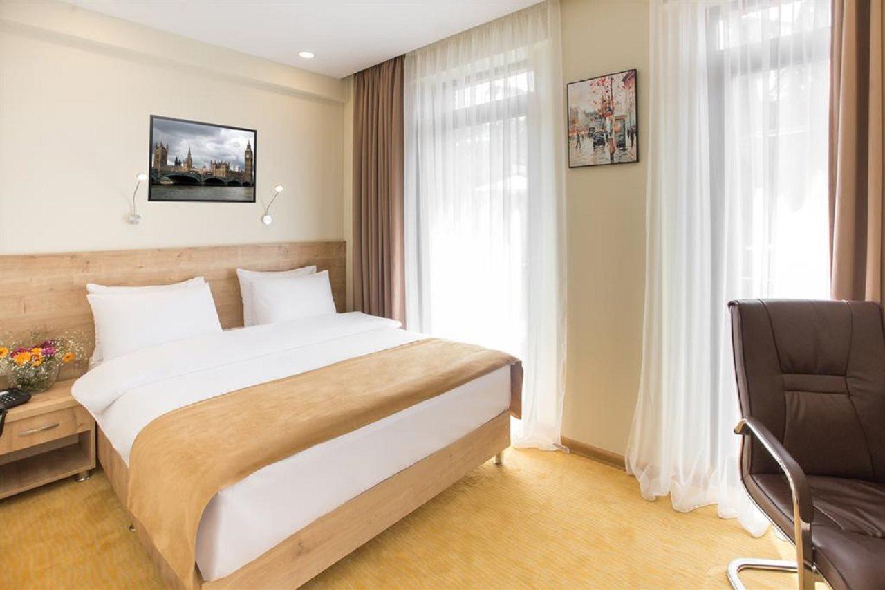 Bridge Boutique Hotel Tbilisi Exteriör bild